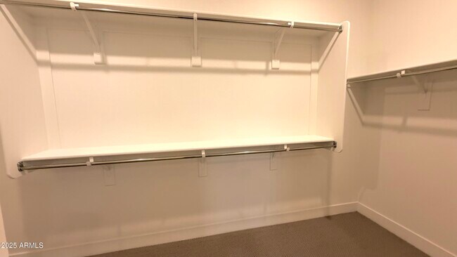 Building Photo - 15901 W El Cortez Pl