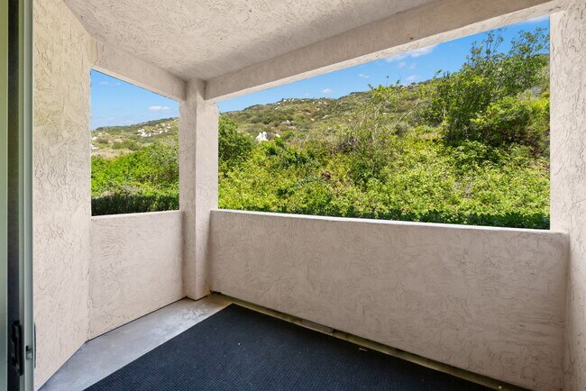 Building Photo - 17161 Alva Rd
