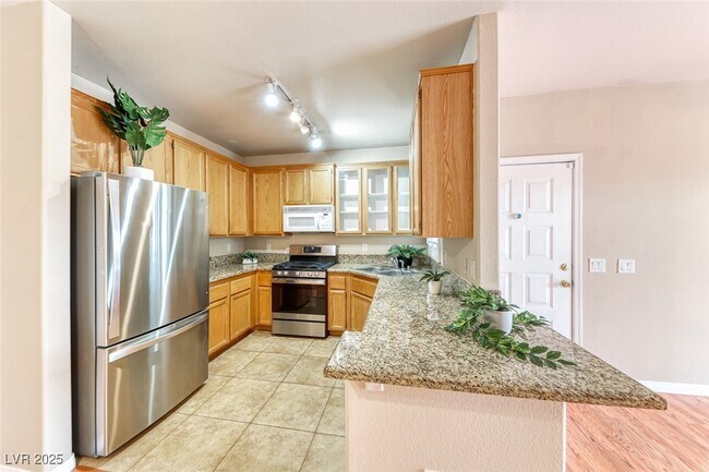 Building Photo - 75 N Valle Verde Dr