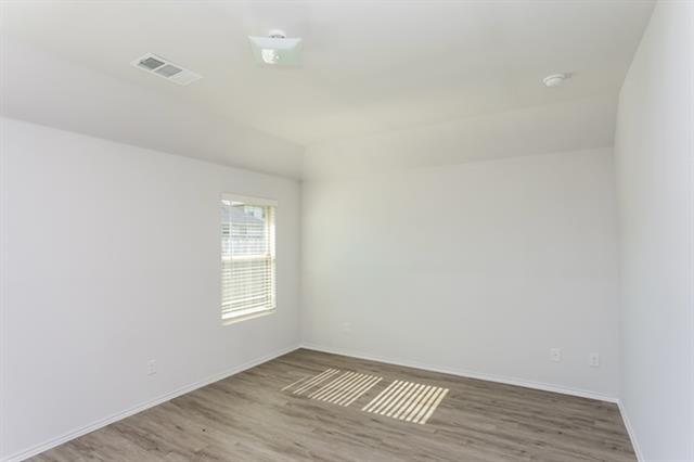 Building Photo - 3911 Job Dr