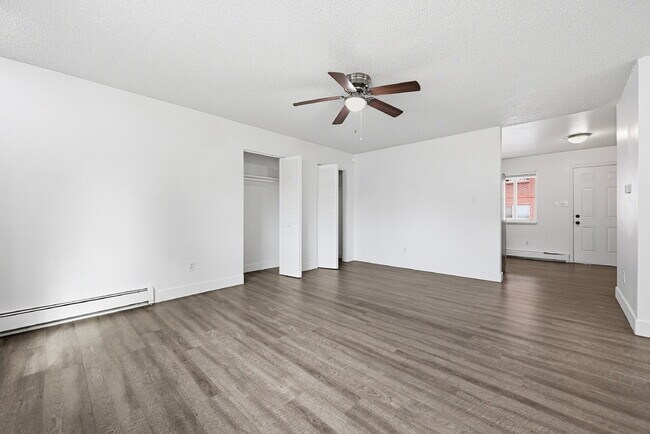 Building Photo - $1,270.95, 2-bed, 1-bath, located in Denver with a washer and dryer.