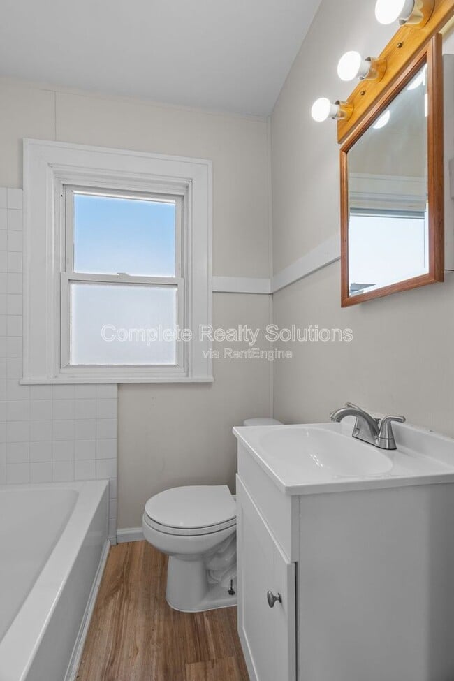 Building Photo - 3007 Hilleman Ave