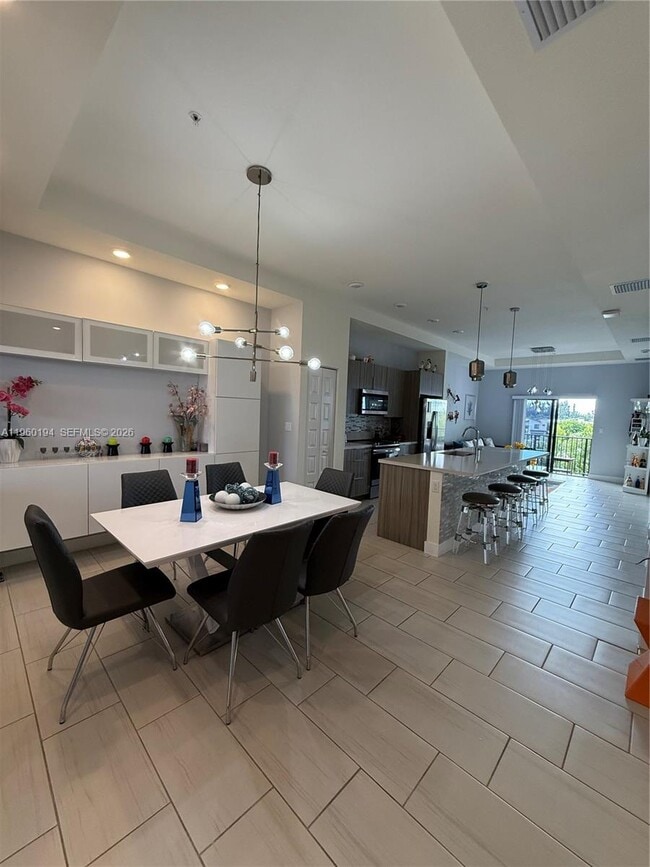 Building Photo - 7815 NW 104th Ave