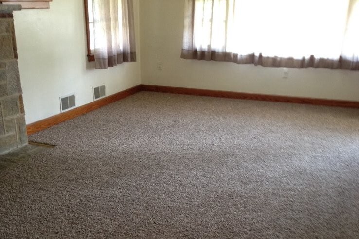Livingroom 01 - 1909 Baltimore Pike