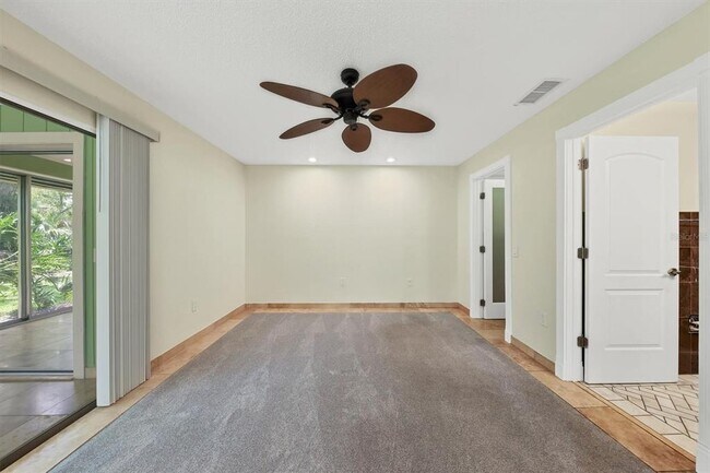 Building Photo - 4949 Village Garden Dr