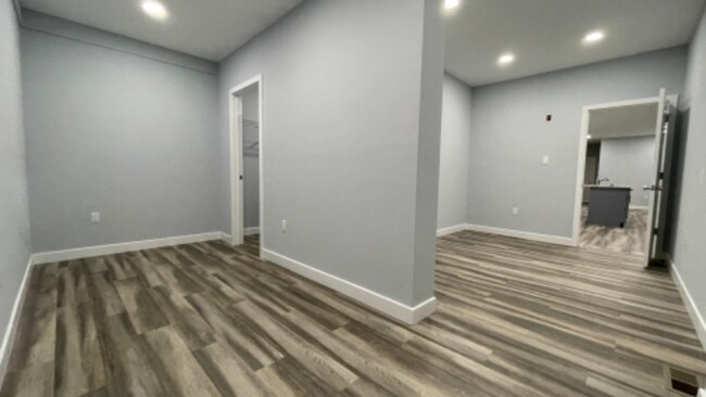 Building Photo - 7953 Burholme Ave