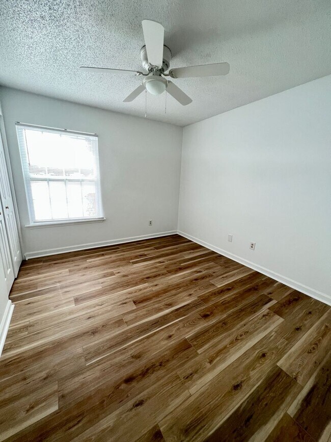 Building Photo - 8791 Chandler Dr