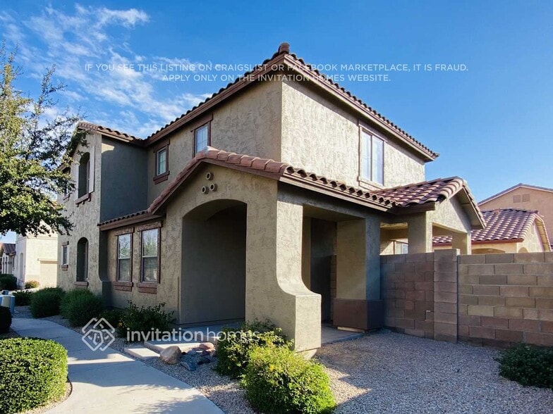 Building Photo - 6369 S Forest Ave