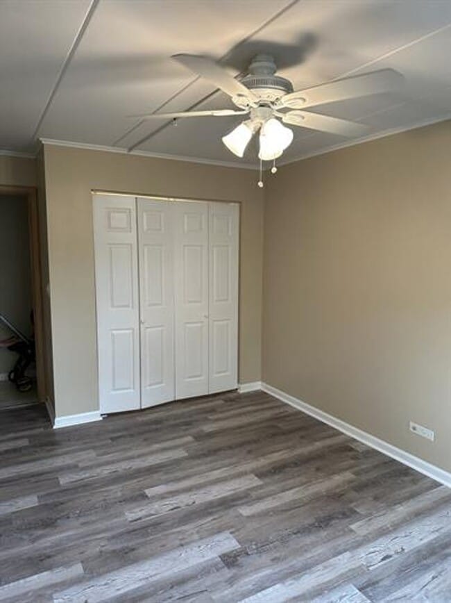 Building Photo - Forest Park Functional 1bd/1ba