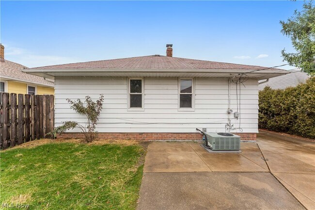 Building Photo - 12304 Orme Rd