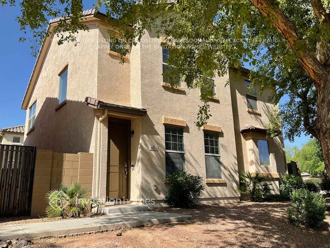 Building Photo - 1453 S Ponderosa Dr