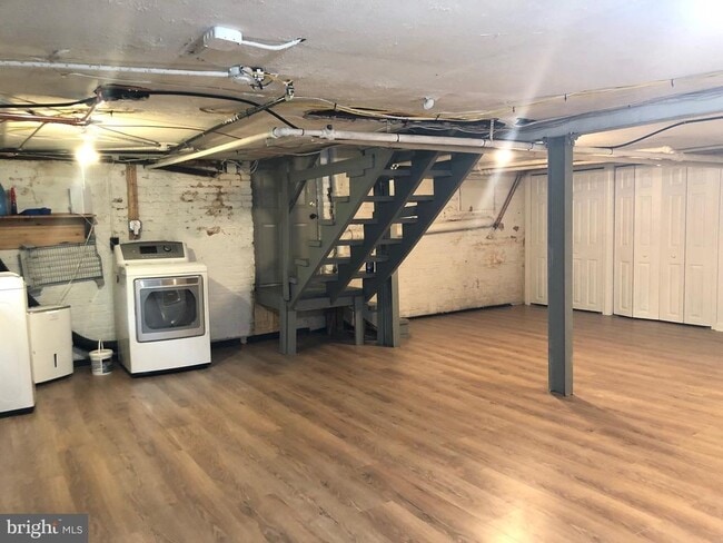 Building Photo - 3973 Harrison St NW