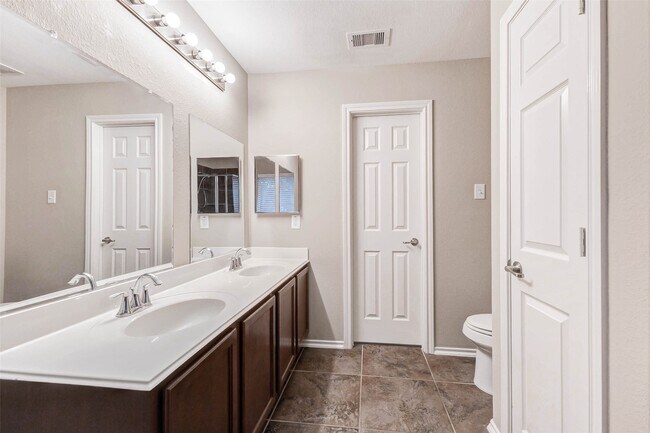 Building Photo - 24558 Folkstone Cir
