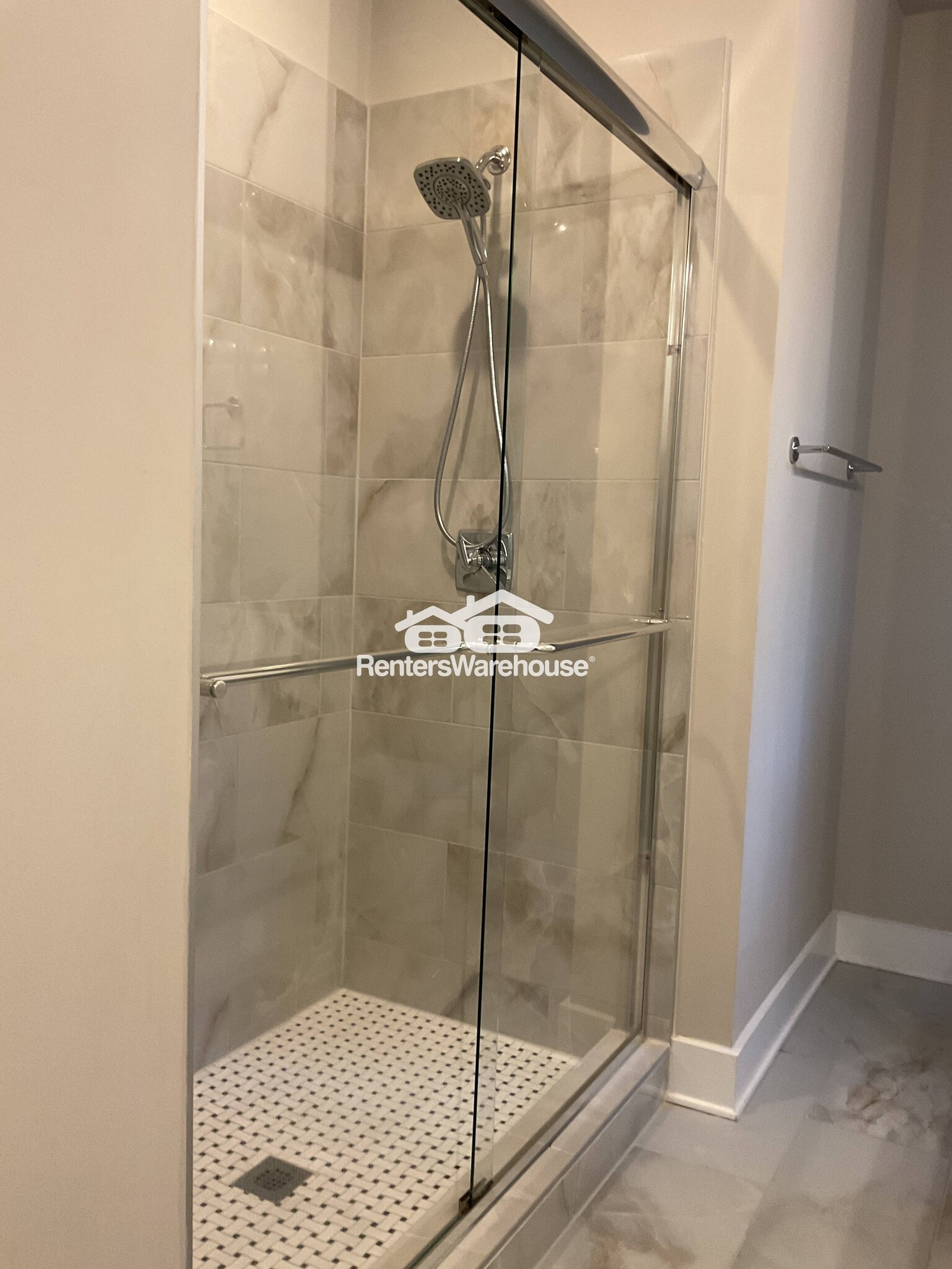 Building Photo - 1319 Millpark Ln