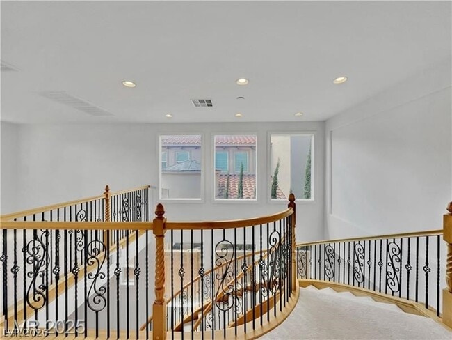 Building Photo - 134 Crooked Putter Dr