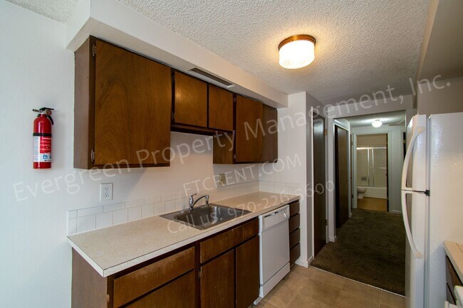 Building Photo - 2949 State Farm Rd