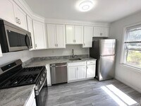 Building Photo - 29 Standish Rd