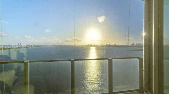 Building Photo - 2900 NE 7th Ave