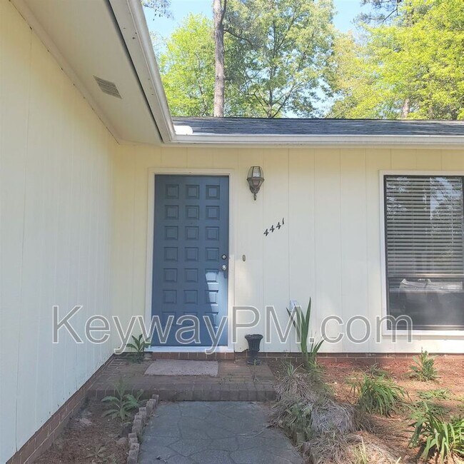 Building Photo - 4441 Shadowmoor Dr