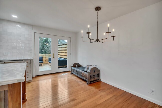 Building Photo - Renovated 5-Bedroom Home on Cul-de-Sac with Park Views & Stunning Outdoor Living