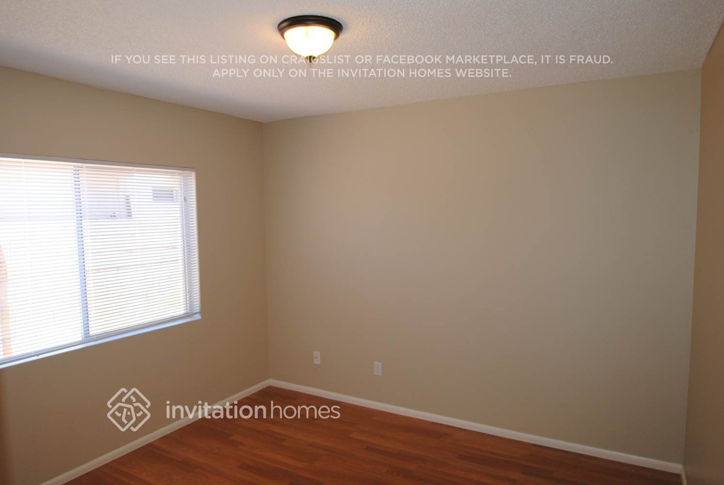 Building Photo - 5216 W Laurie Ln