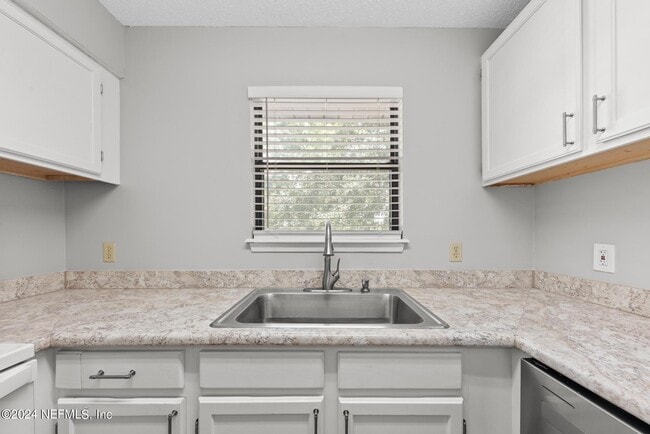 Building Photo - 3604 Morton St