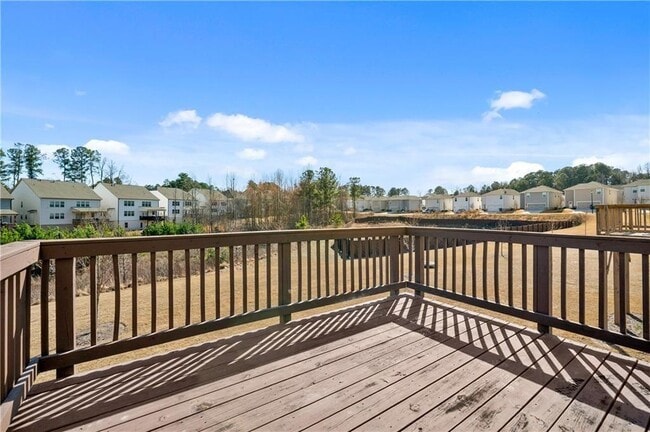 Building Photo - 4646 Waxwing St