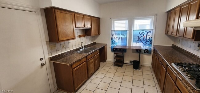 Building Photo - 3638 Chelton Rd