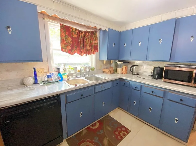 Building Photo - 85 Mill St