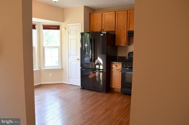 Building Photo - 43090 Sherbrooke Terrace