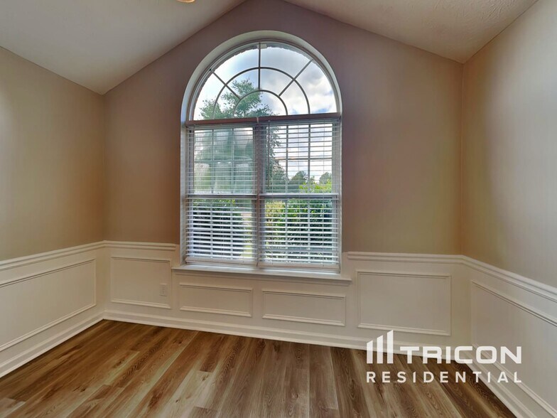 Building Photo - 5545 Amber Cove Way