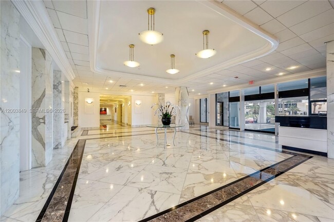 Building Photo - 5700 Collins Ave