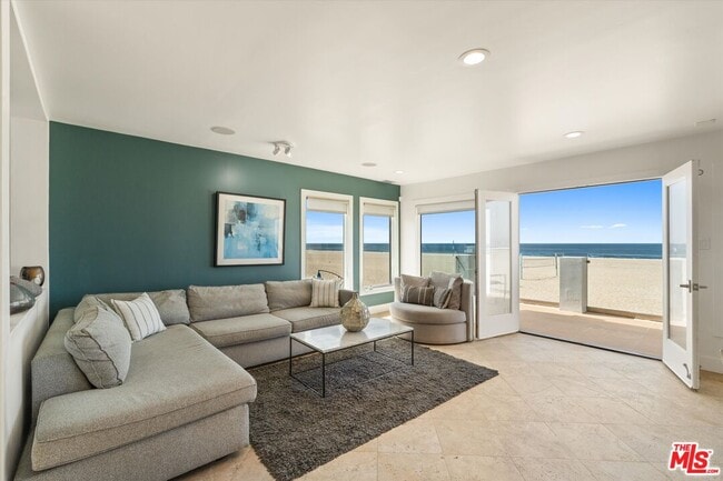 Building Photo - 6419 Ocean Front Walk