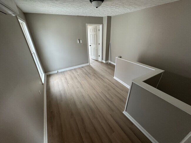 Building Photo - 525 Baltimore St