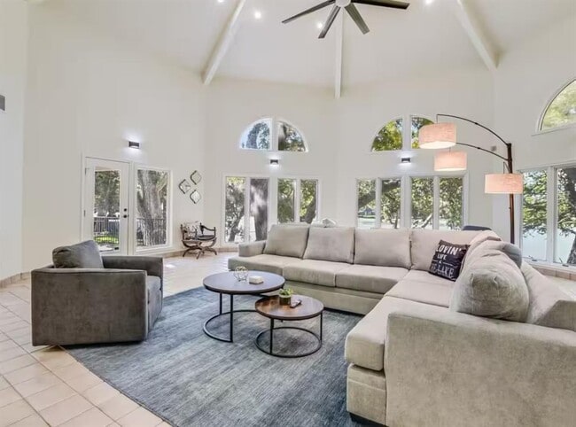 Building Photo - 1263 Terminal Loop Rd