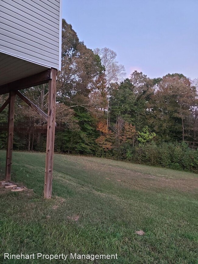 Building Photo - 3 br, 1.5 bath House - 14143 Highway 55 West