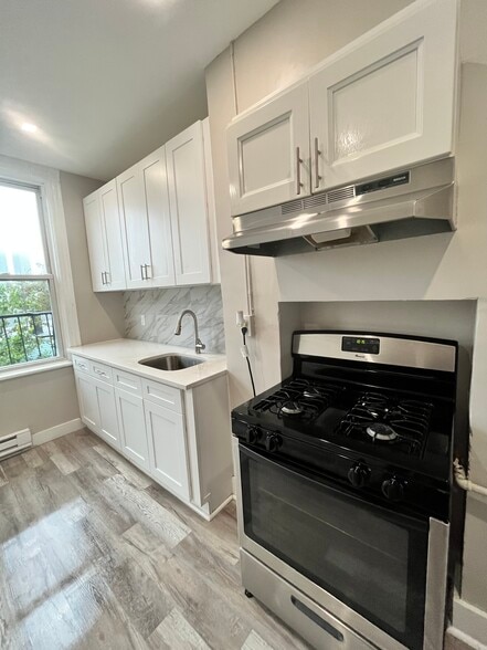 111 Prospect St 3L - 108 Prospect St