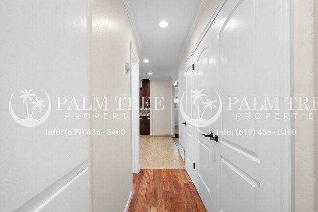 Building Photo - 1811 Greenfield Dr