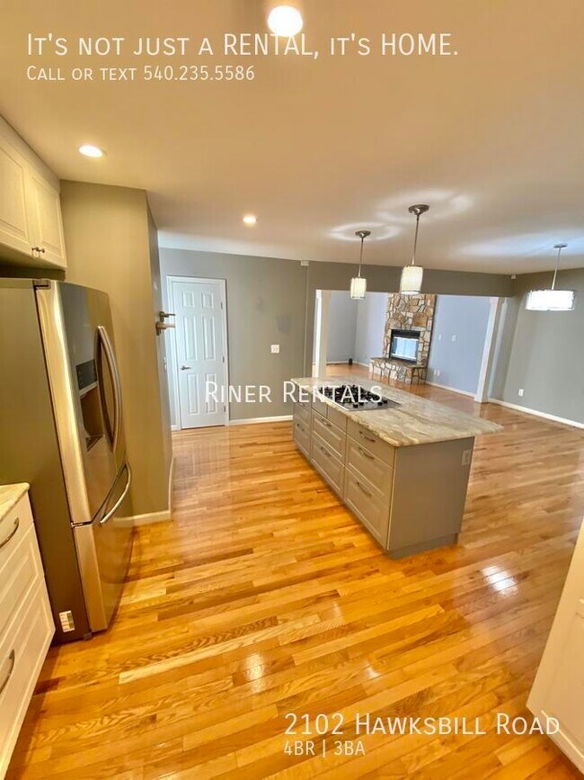 Building Photo - 2102 Hawksbill Rd