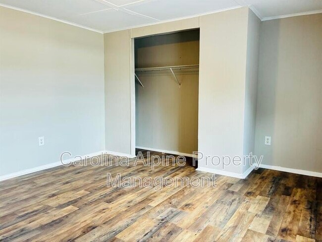 Building Photo - 3822 Towery Rd