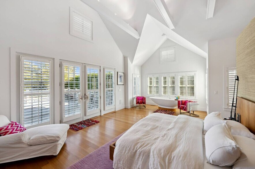 Building Photo - 50 Mecox Bay Ln