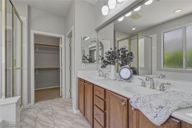 Building Photo - 557 Tecate Valley St