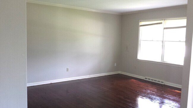 Formal Living Room - 2460 McCoy Rd