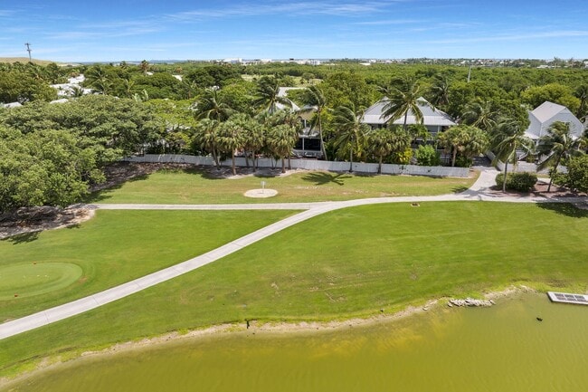 Building Photo - $5400 - Furnished 7-month rental Private Pool! 2 Bedroom / 2.5 Bathroom