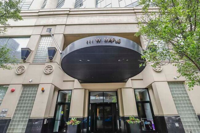 Building Photo - 111 W Maple St