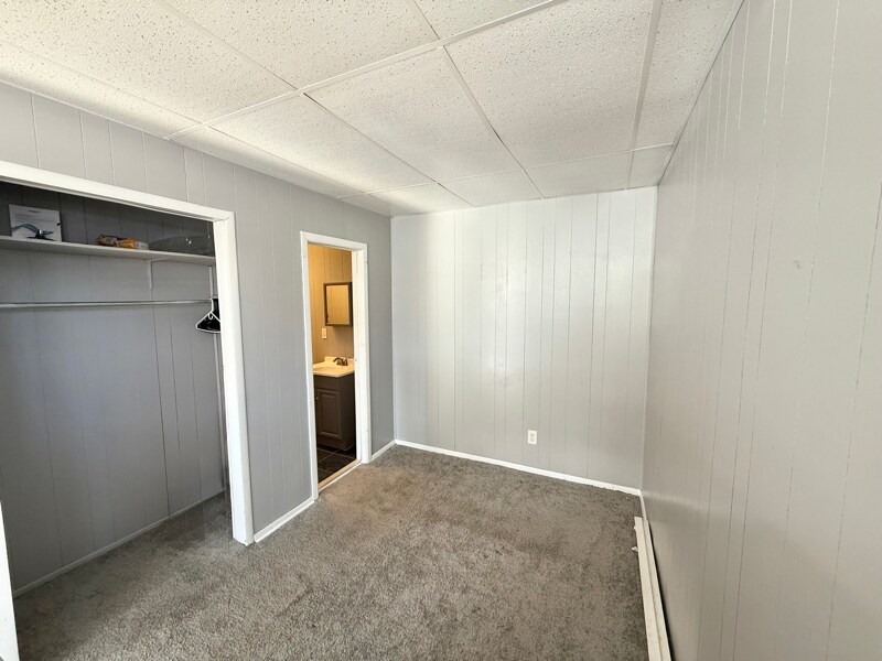 Building Photo - 403 25th St