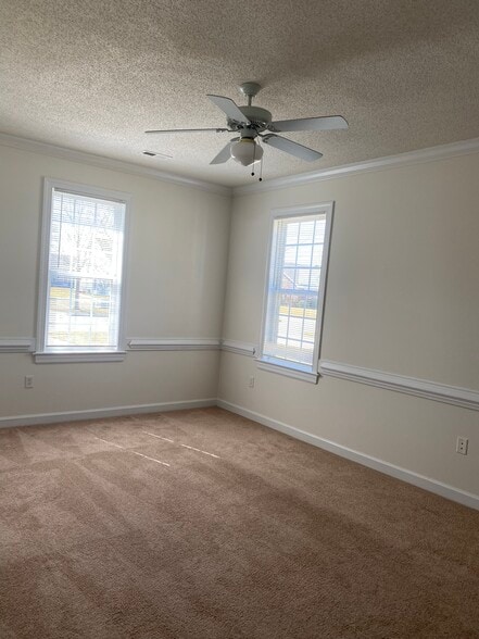 Living Room - 3302 Whitlock Dr N
