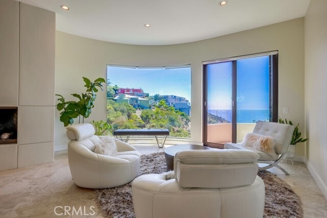 Building Photo - 1725 Del Mar Ave