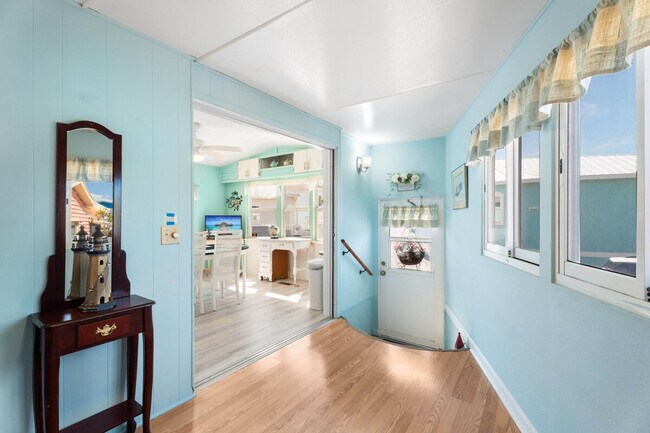 Building Photo - 1256 Nettles Blvd