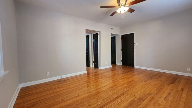 Building Photo - 1026 Sanford Ave
